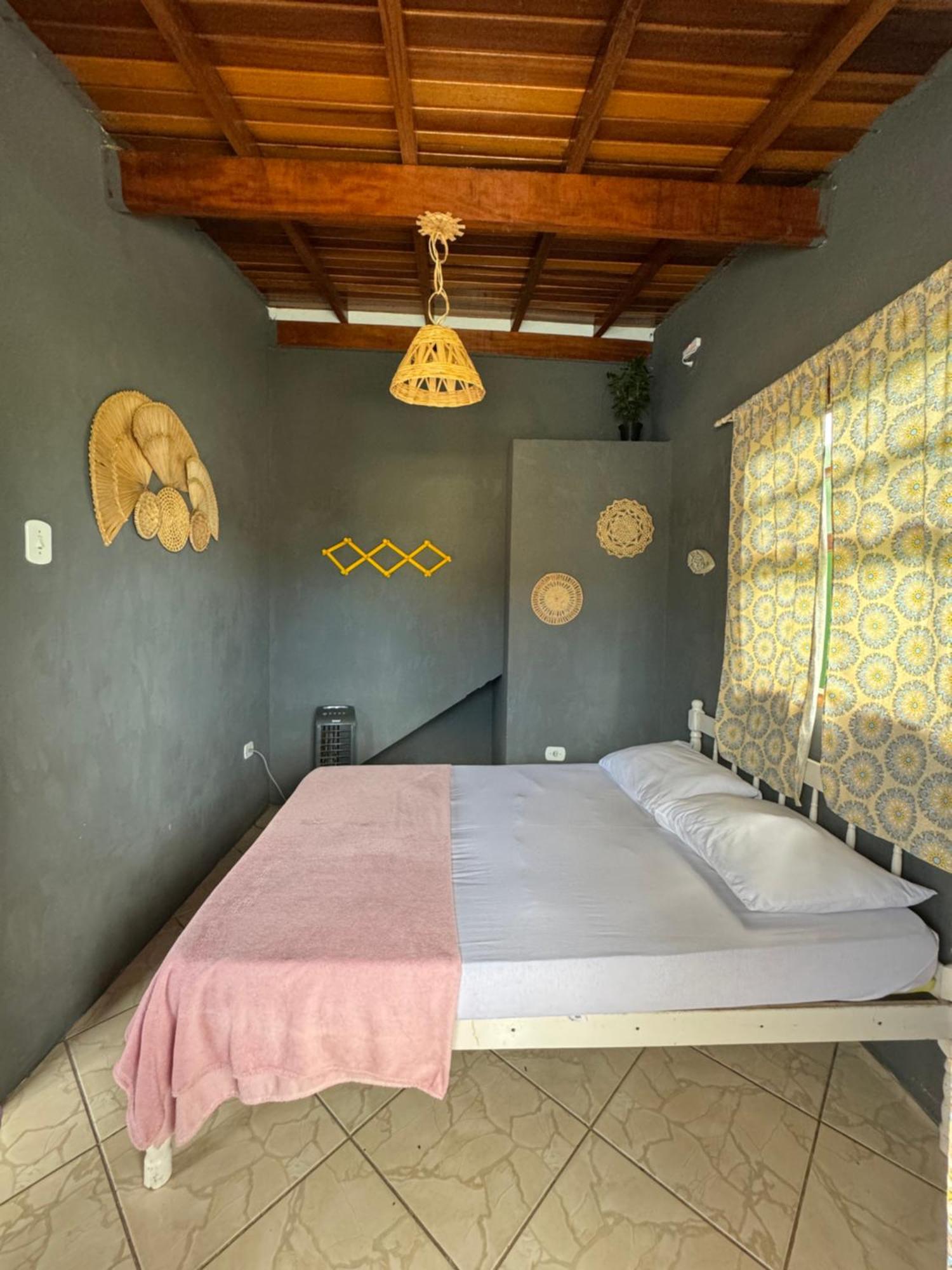 Hostel Embauba Параті Екстер'єр фото