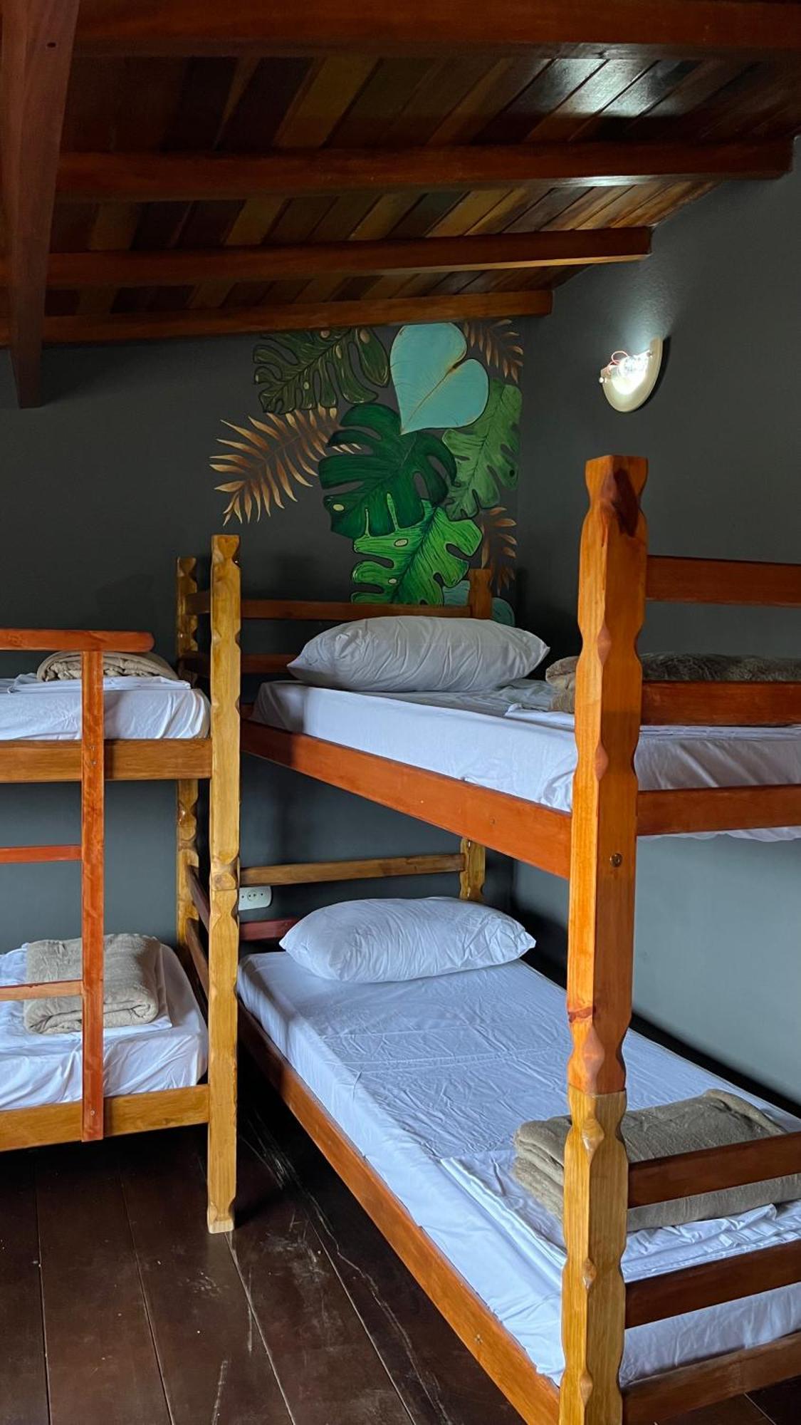 Hostel Embauba Параті Екстер'єр фото